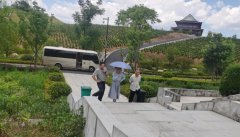 <b>不畏酷暑，参观指导促提升</b>